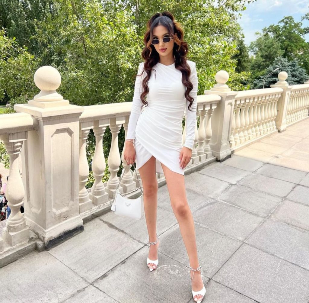 Эскорт-модель Ада в Москве