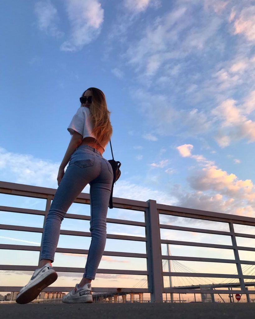 Эскорт модель Юля в Москве