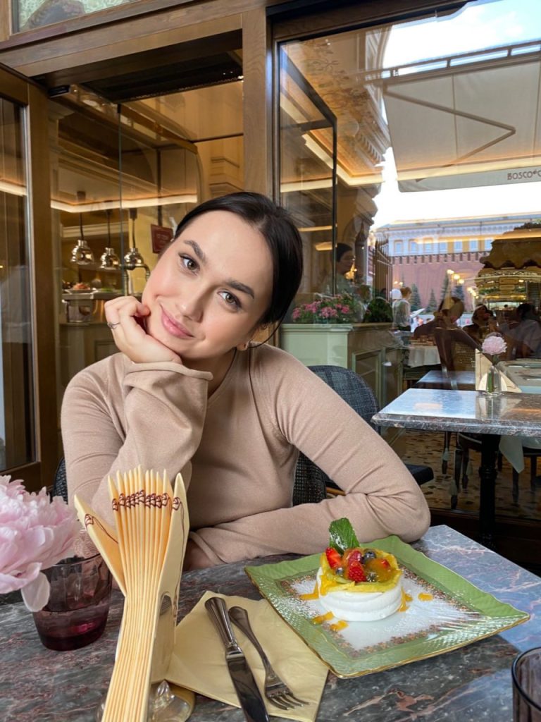 Эскортница Ясмин в Москве